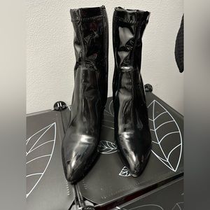 Steve Madden Patent Leather, Black, Size 8